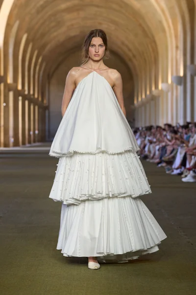 Look 47